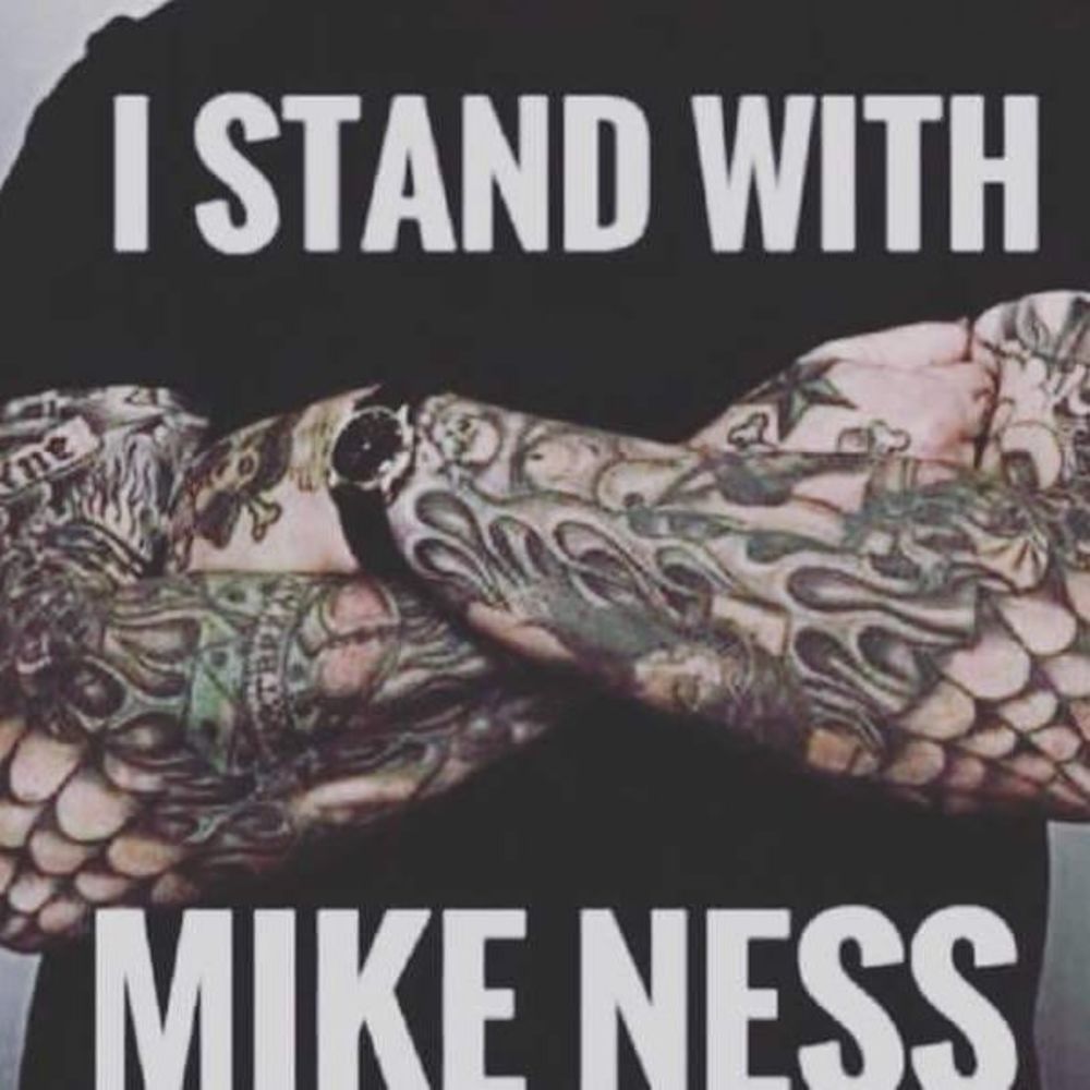 Meet your Posher, Lora